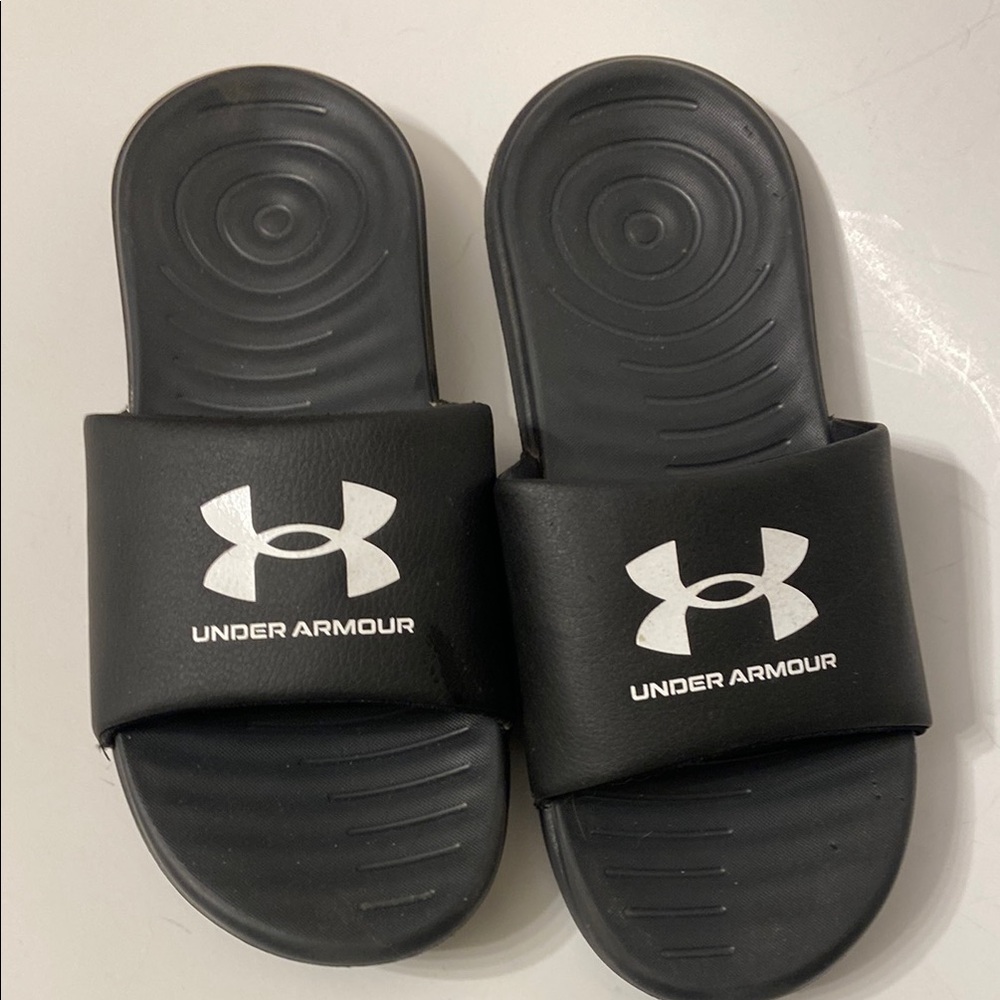 Under Armour Slides Women’s Sz 7